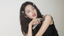 黑色裙子美女邓恩熙电脑壁纸