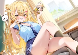 金发脸红书建筑项圈尖牙绿眼睛长筒袜长发项链校服衬衫裙子