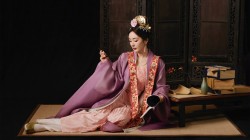 杨幂唐装美女壁纸