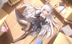 耳朵 校服 尾巴 翅膀