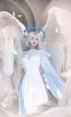 @走路摇zly 鸣潮 卡提希娅 芙露德莉斯 cosplay