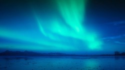 2k 美丽极光 夜晚 风景高清壁纸
