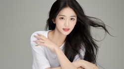 长发 白色衣服漂亮美女潘敏壁纸