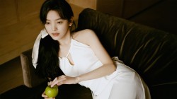 白色裙子养眼美女章若楠电脑壁纸