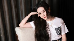 刘亦菲 长卷发 白色衣服 高清 美女 壁纸