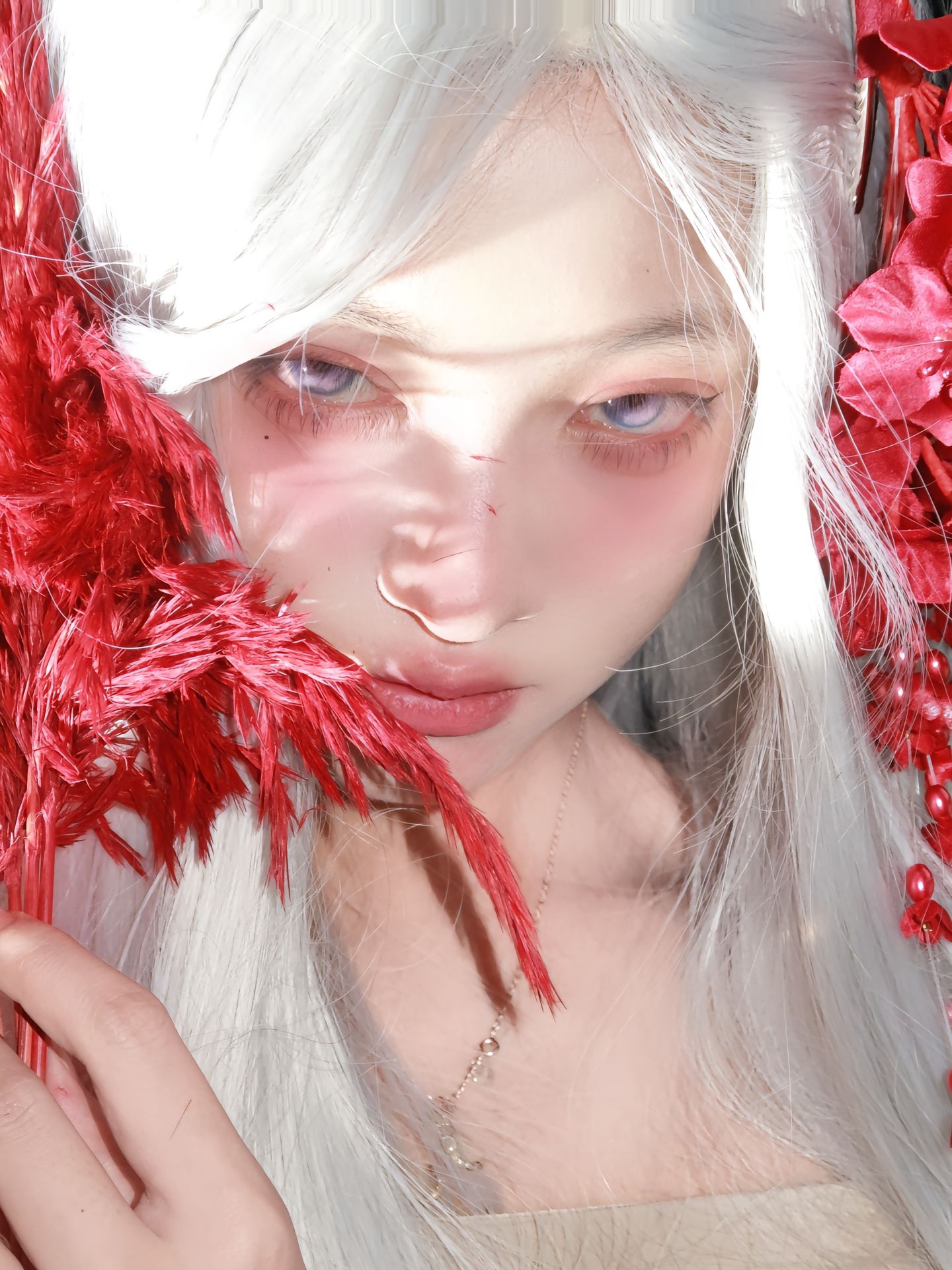 dy@奶盖哦 #怼脸拍 #氛围感 #妆容分享 #分享照片,第1张