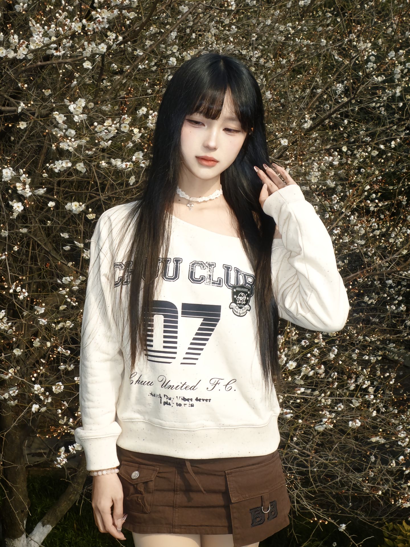 dy@一颗李建勋 你的眼里盛满细碎的月光 清冷感 黑长直 ootd穿搭 今天穿什么 chuu,第3张 dy@一颗李建勋 你的眼里盛满细碎的月光 清冷感 黑长直 ootd穿搭 今天穿什么 chuu,第3张