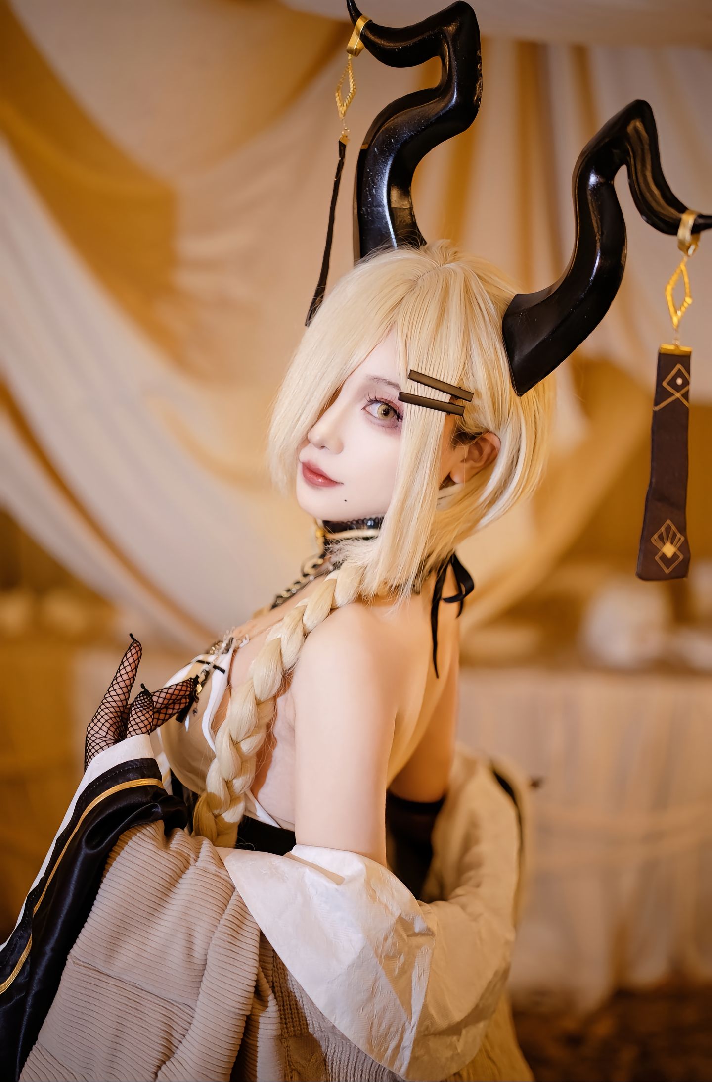 dy@绛南学姐ovo 怎么还不谈恋爱，不会是在等我吧 一种很新的cosplay 二次元 碧蓝航线 尾张cos cos,第1张