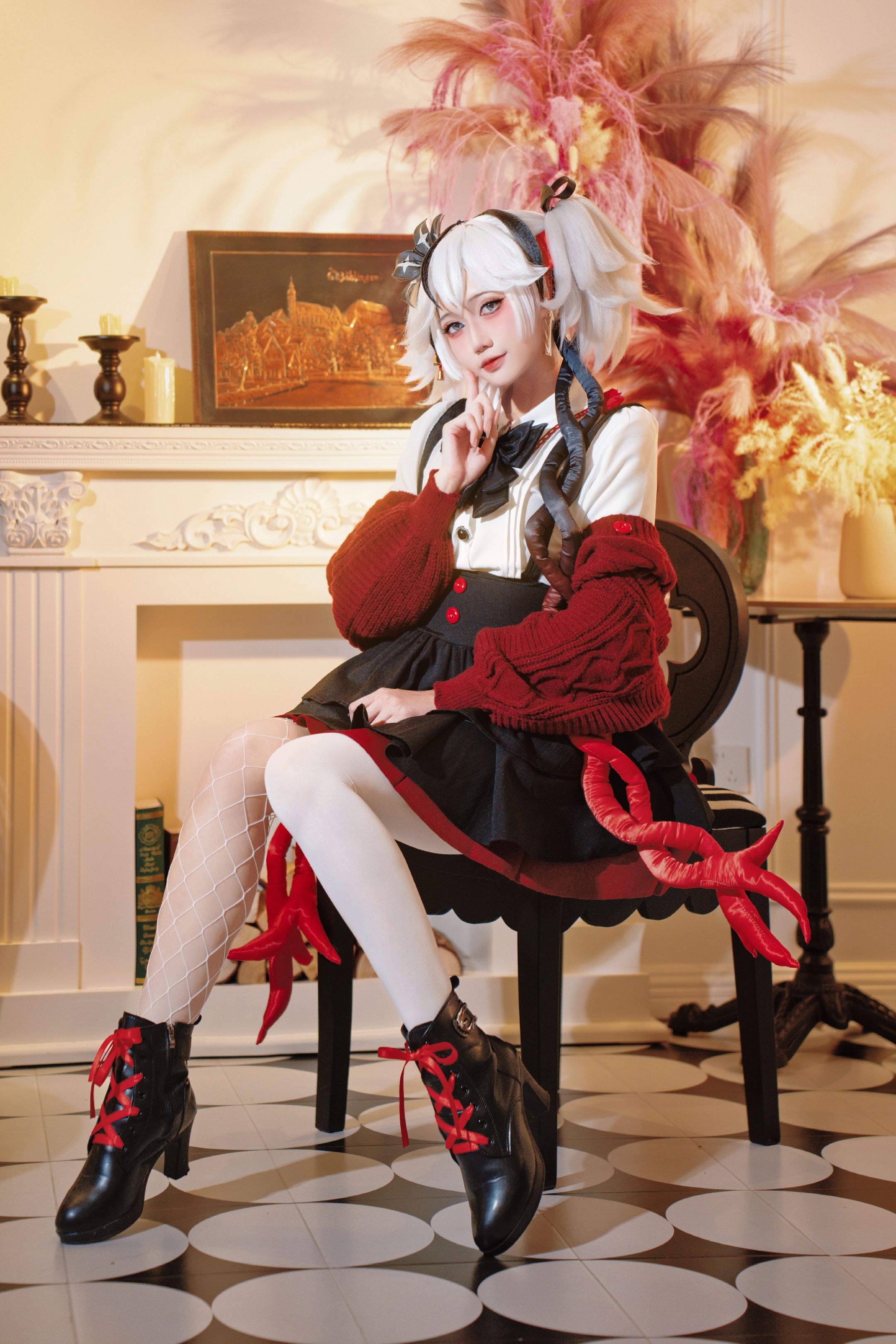 dy@柒染爱喝奶茶 邪恶草莓🍓小蛋糕 椿の冬日邀约 cos 鸣潮 椿 冬日邀约,第3张