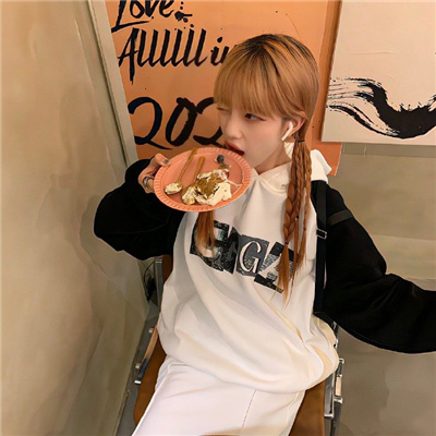 绝美高清！时尚洋气真人女头像精选集,第8张