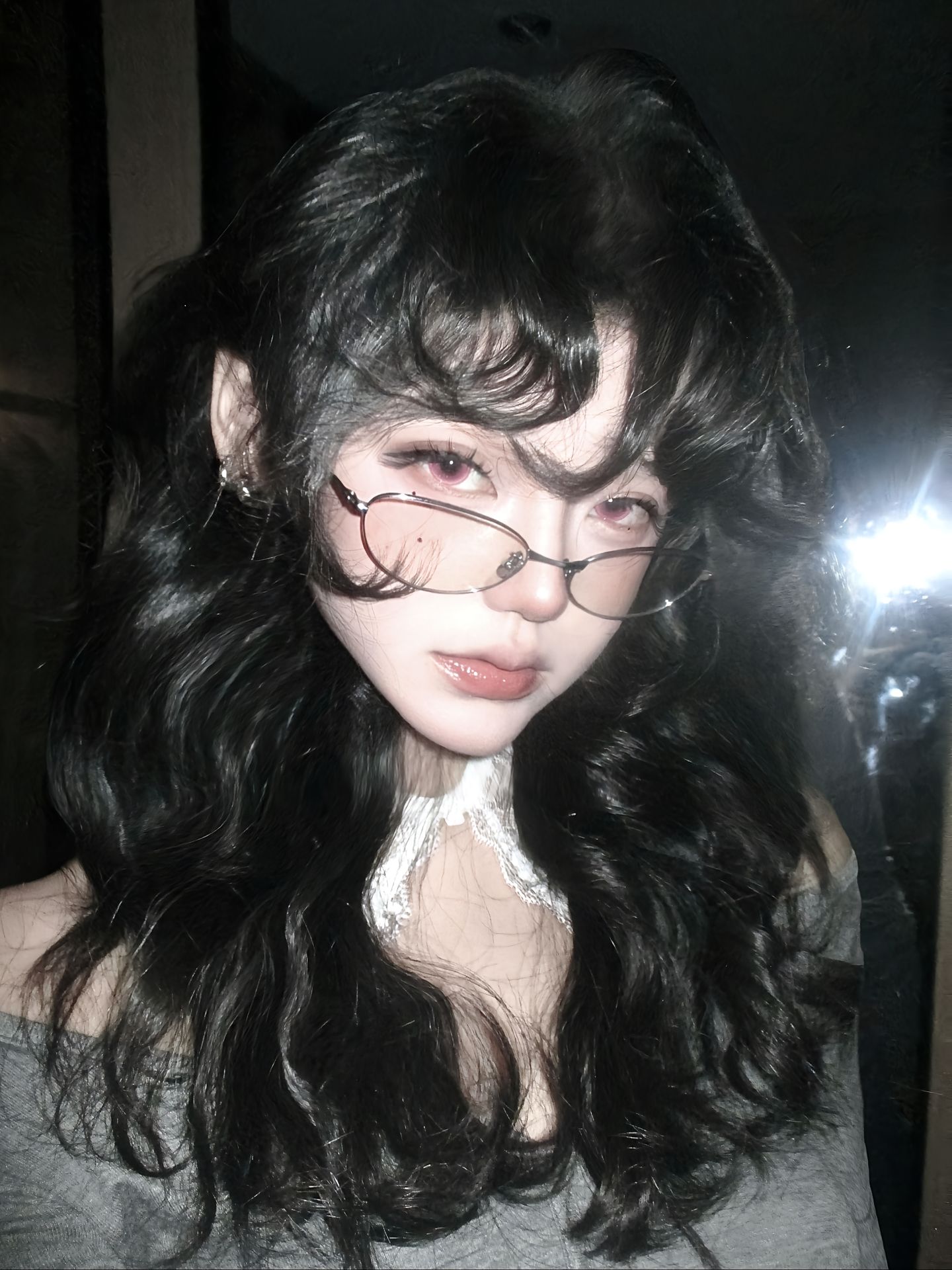 @我左手扇人很快 没有扯平 只有我赢。#白羊座 #卷毛 #眼镜妹 #鲻鱼头 #闪光灯拍照,第2张