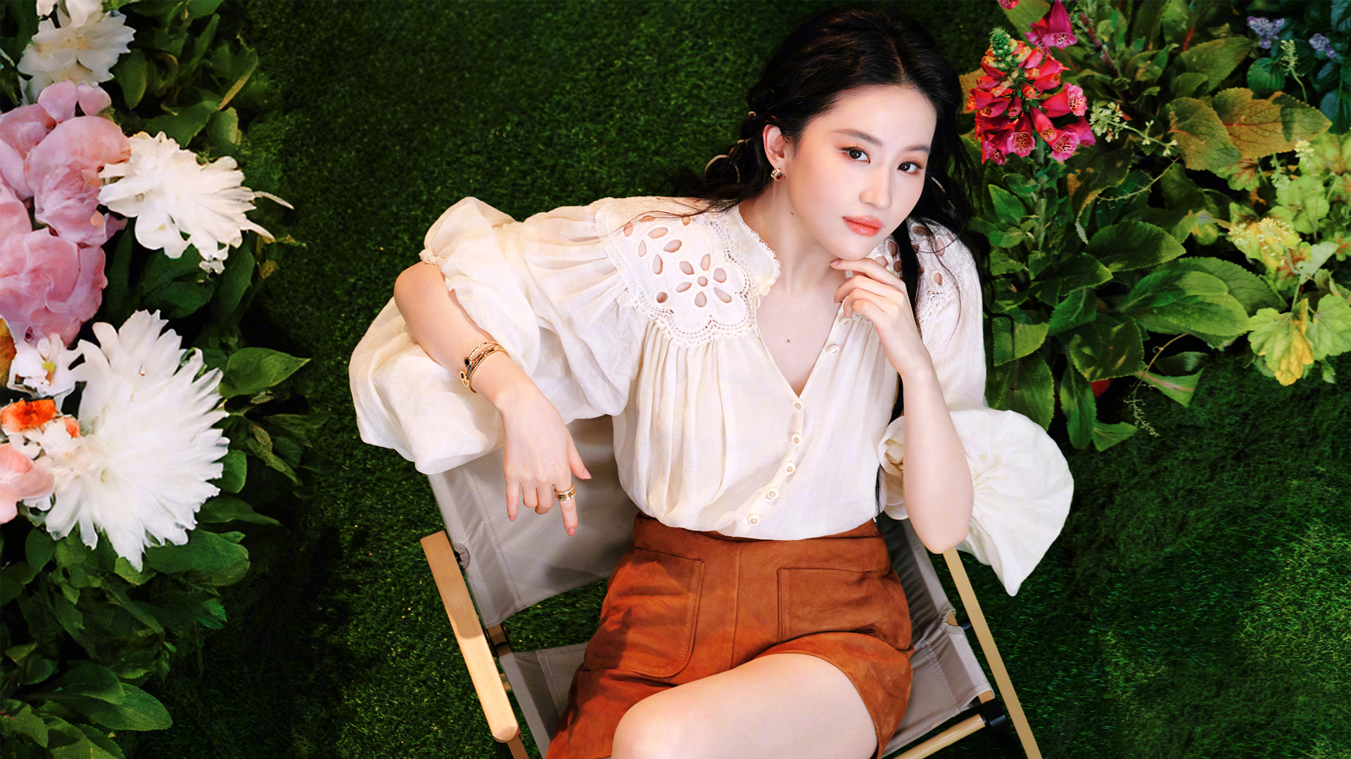 美女鲜花 绿色植物 刘亦菲高清电脑桌面壁纸,第1张