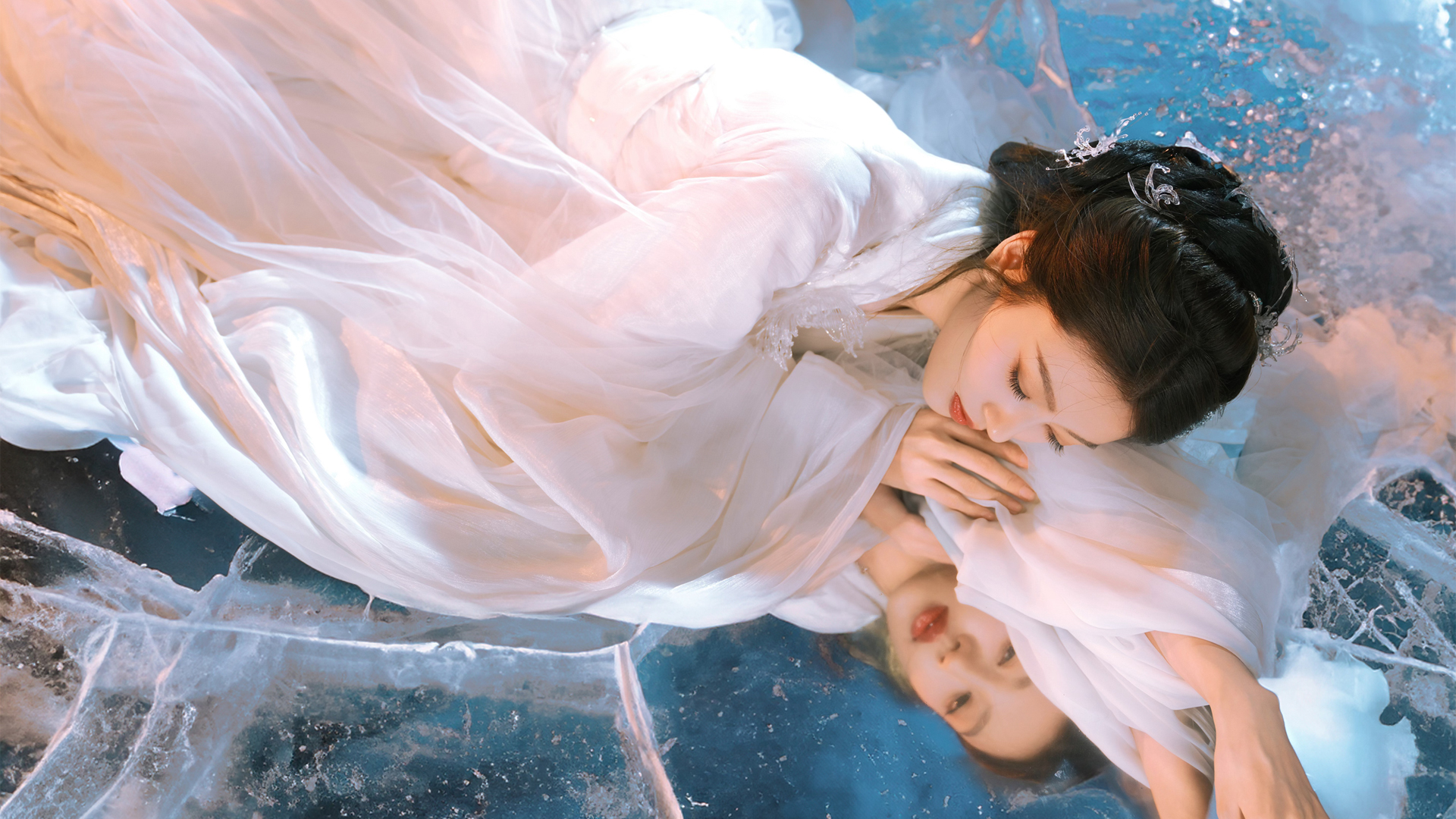 何瑞贤 白色古风美女 唯美 桌面壁纸,第1张