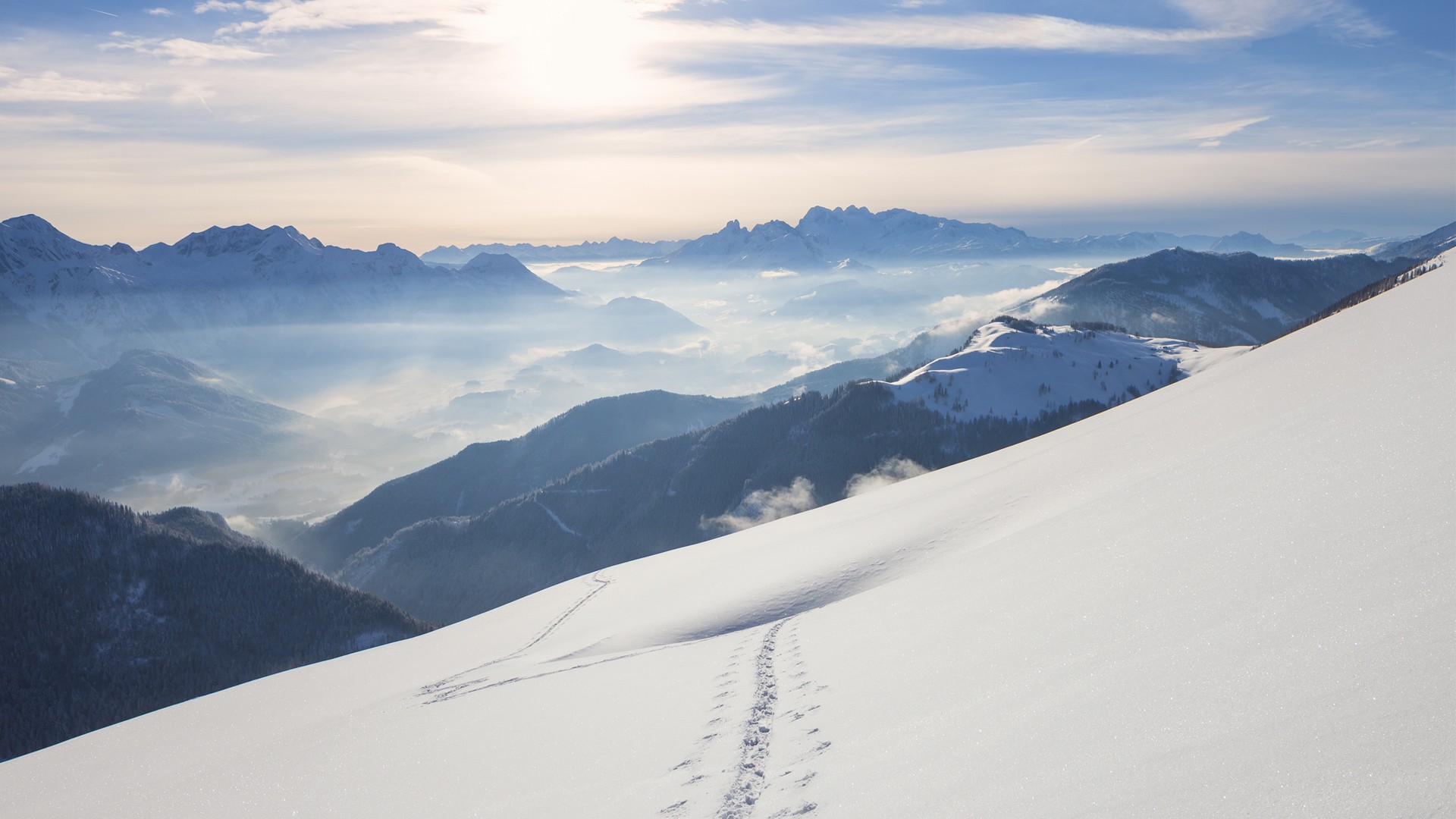 雪，山，山峦，windows10自带风景高清壁纸,第1张