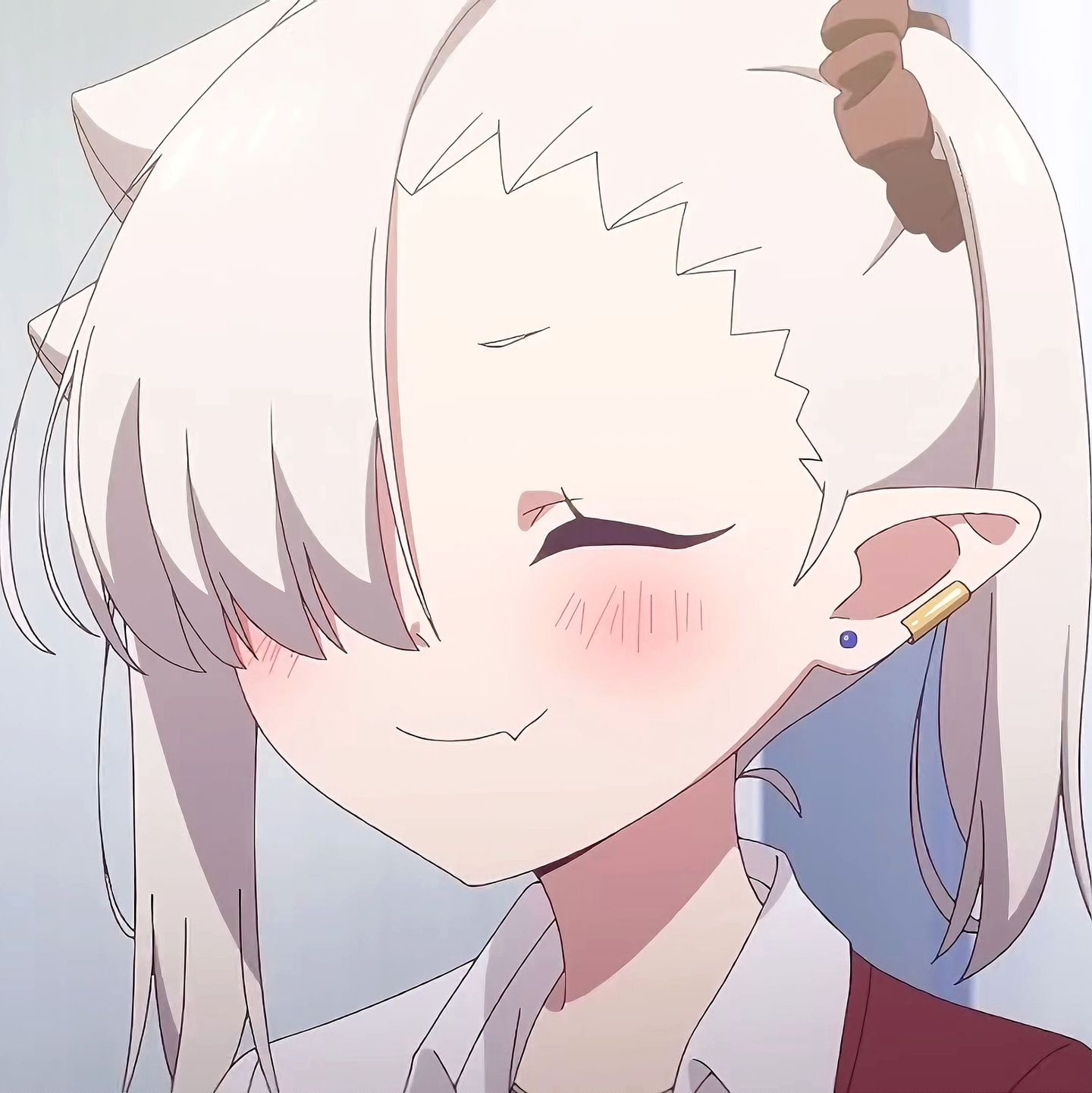 二次元动漫高清头像 不擅长吸血的吸血鬼,第3张