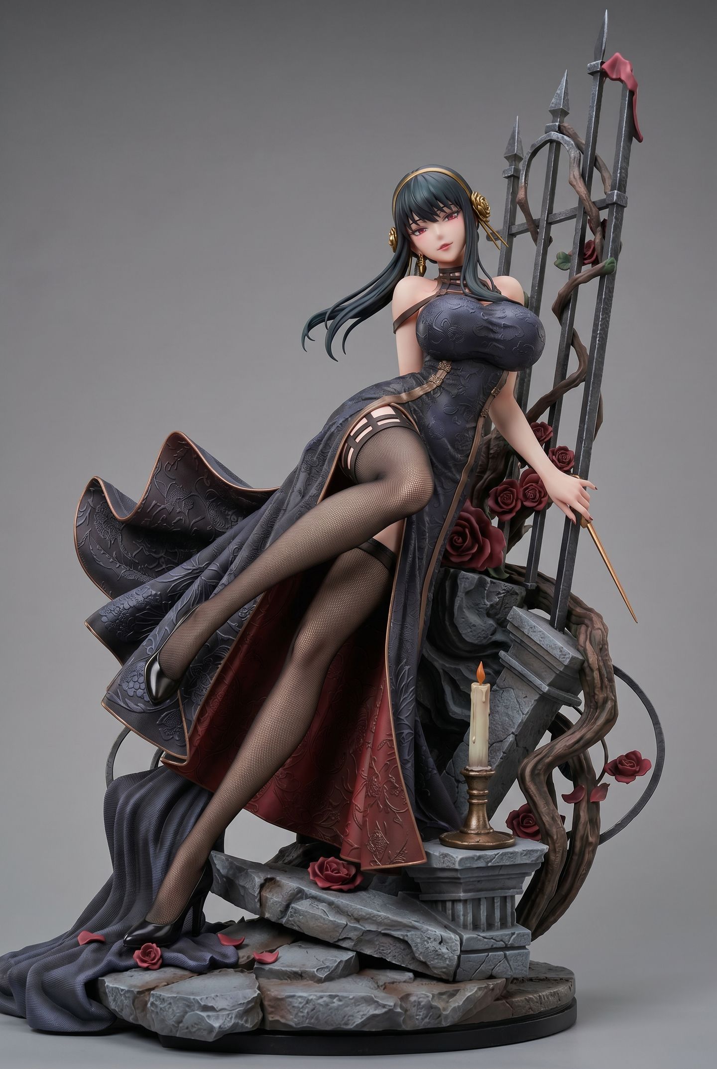 荆棘公主约尔 二次元动漫动画《间谍过家家》黑丝大长腿冷艳美女,第3张